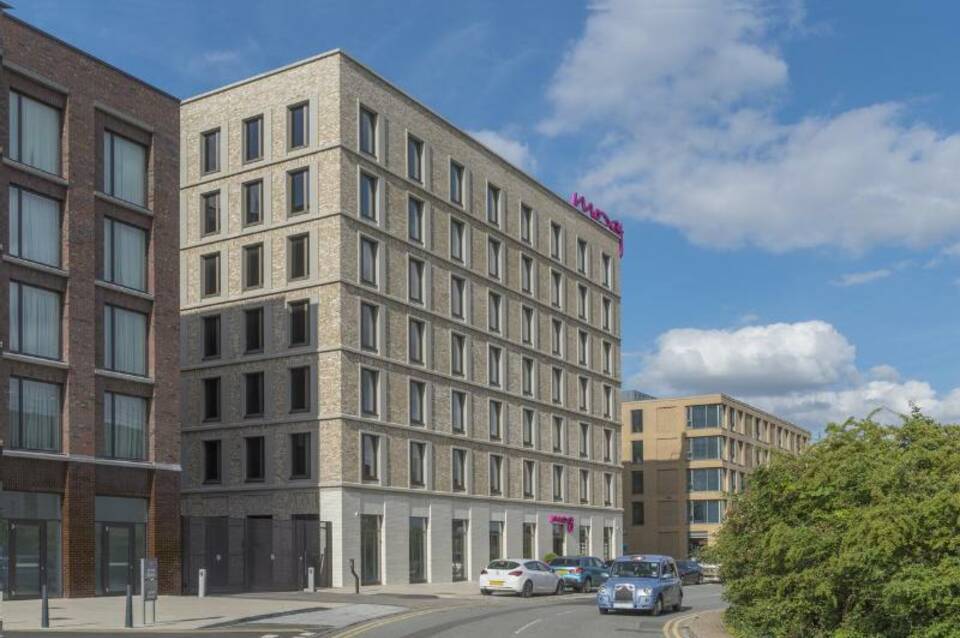 Moxy London Excel 2
