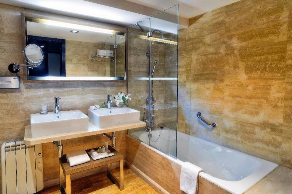 NH Collection Madrid Palacio de Tepa 1