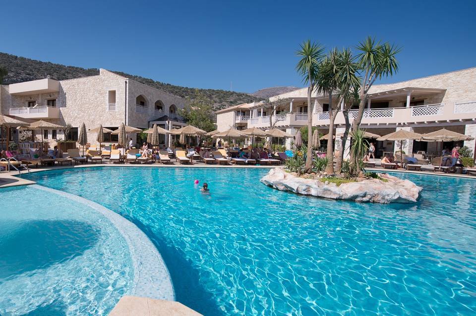 Cactus Royal Spa & Resort 1