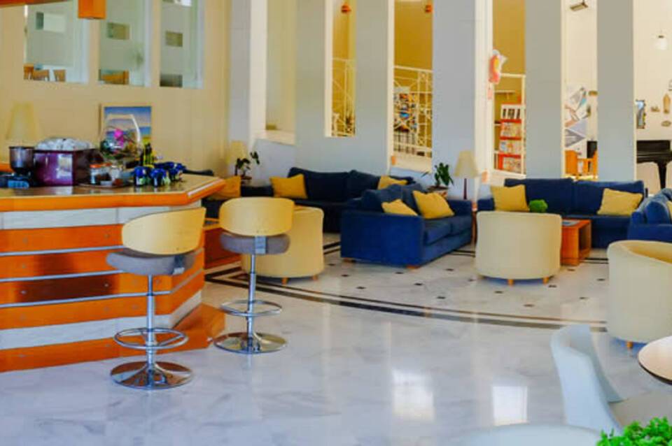 Marmari Bay 5