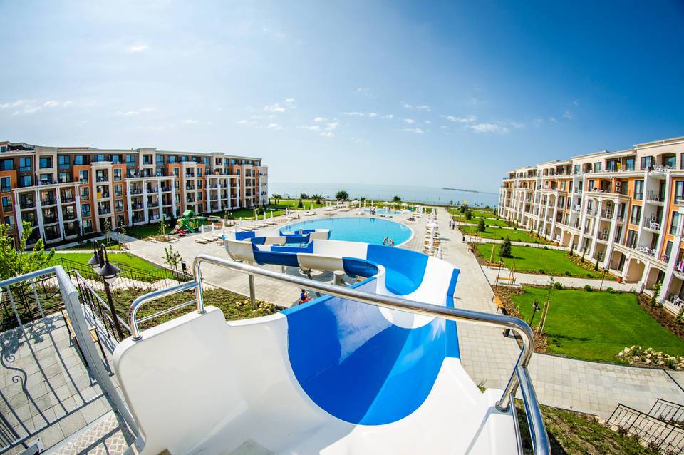 Premier Fort Beach 5