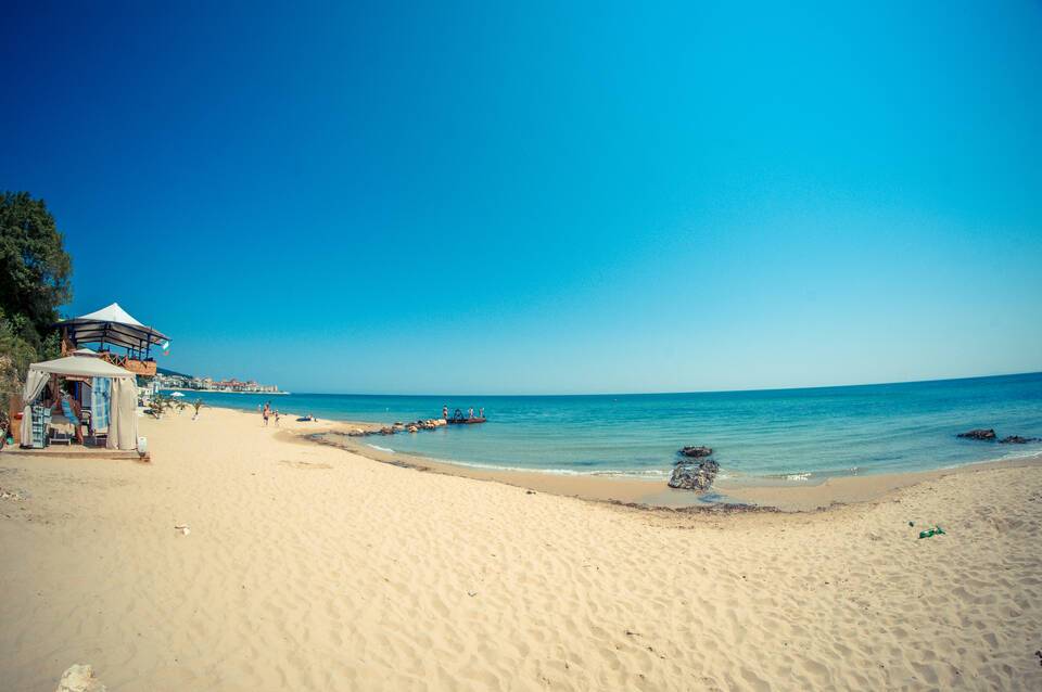 Grand Resort Panorama Fort Beach 3