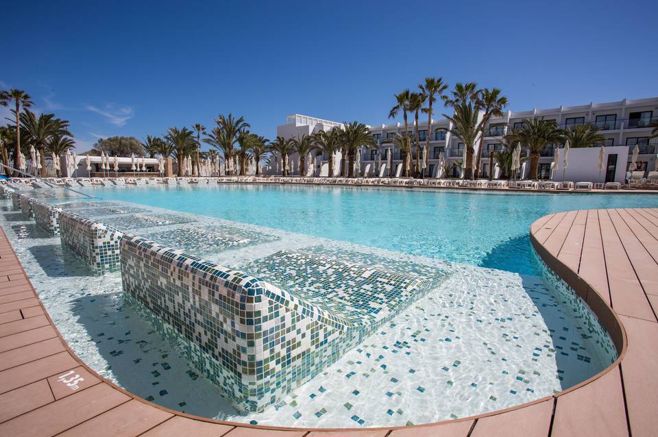 Grand Palladium White Island Resort & Spa 2