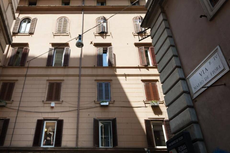 iRooms Spanish Steps 1