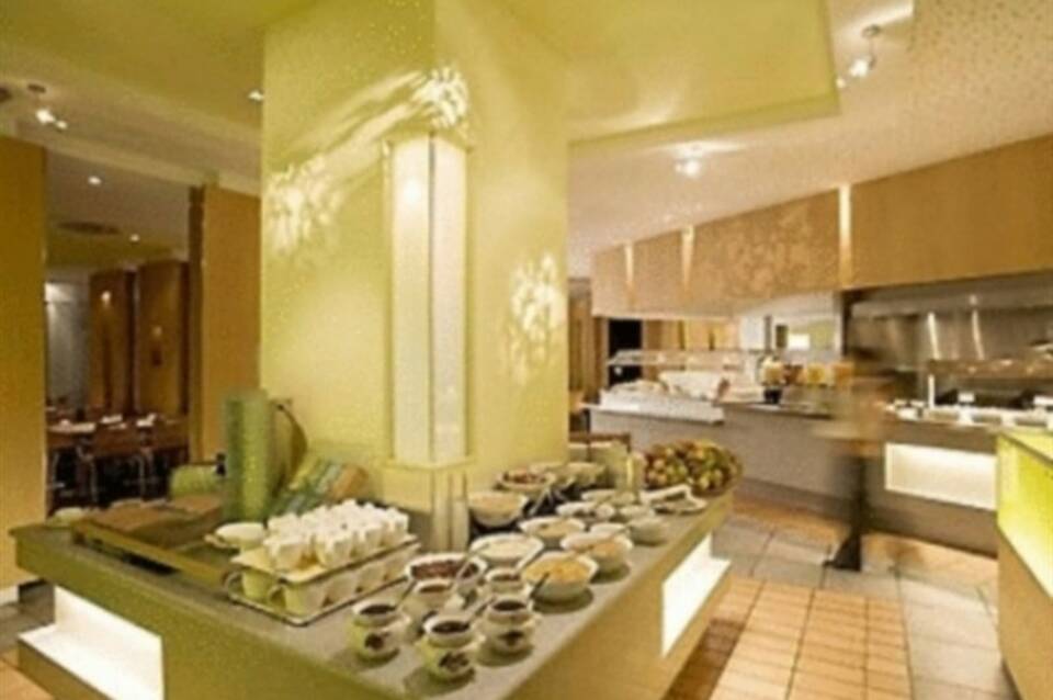 Novotel Frankfurt City 4