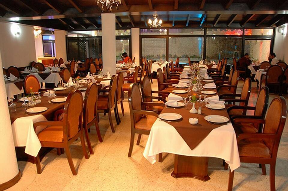Omega Hotel 4