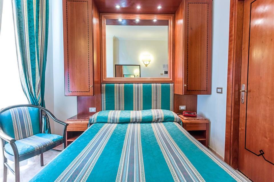 Hotel Lux 4