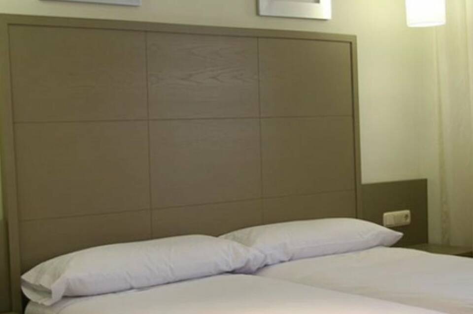 Novo Sancti Petri Aparthotel 3