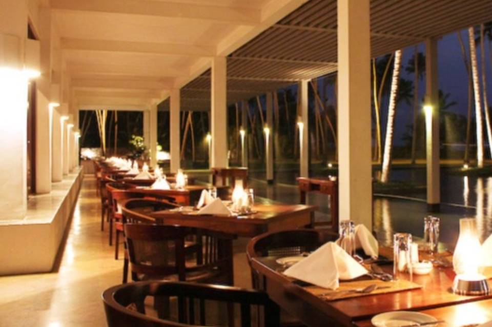 The Blue Water Hotel and Spa 4