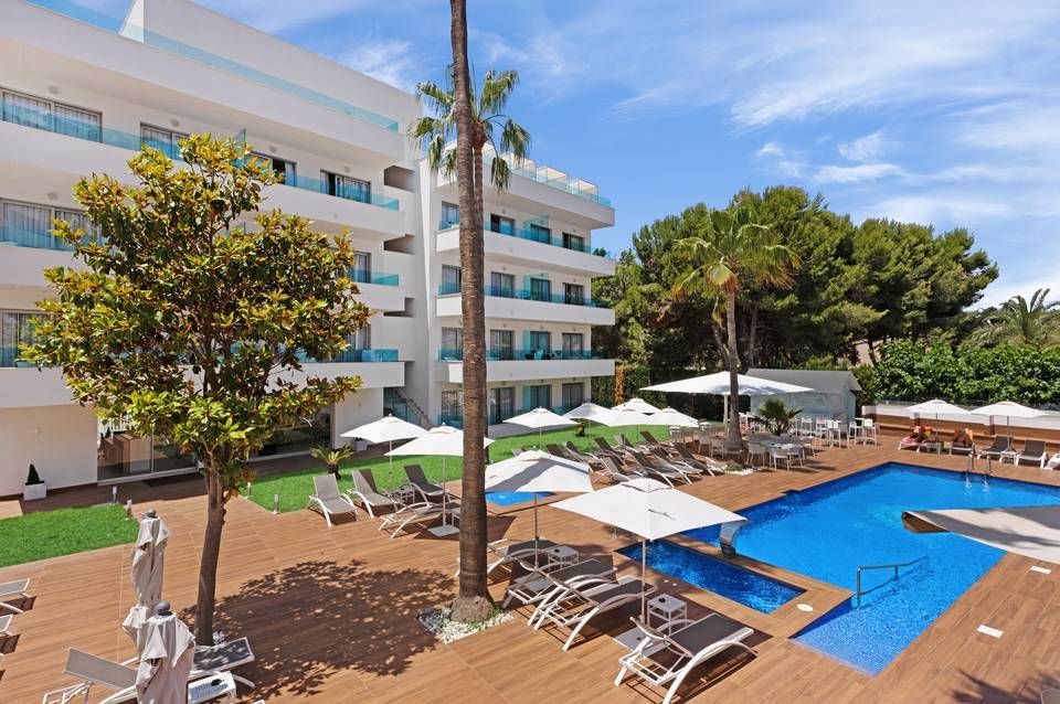 Hotel Apartamentos Metropolitan Juka Playa 1