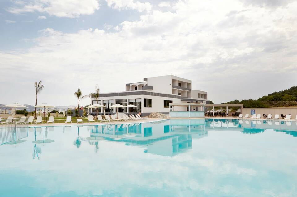 Evita Resort Hotel 1