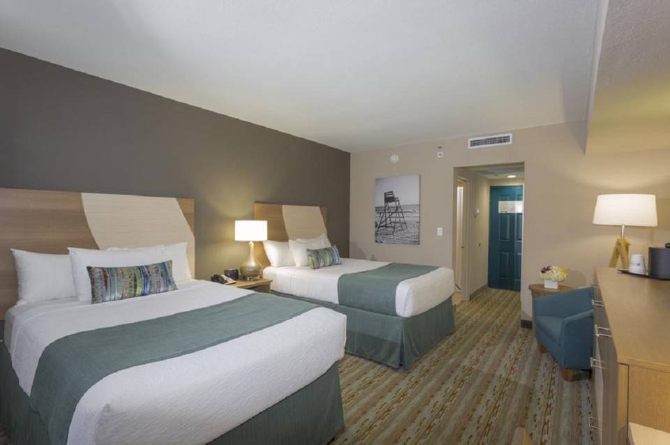 Best Western Plus Atlantic Beach Resort 2