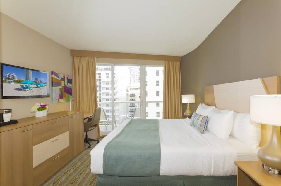 Best Western Plus Atlantic Beach Resort 5