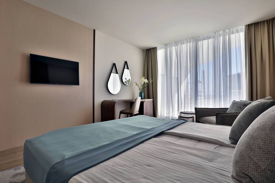 Wave Resort 4