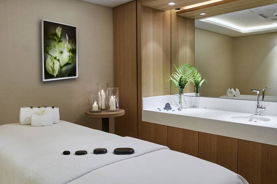 Hilton Garden Inn Dubai, Mall Avenue 5