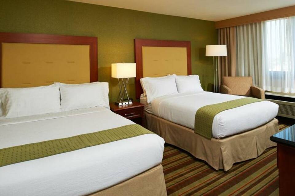 DoubleTree by Hilton Buena Park 2
