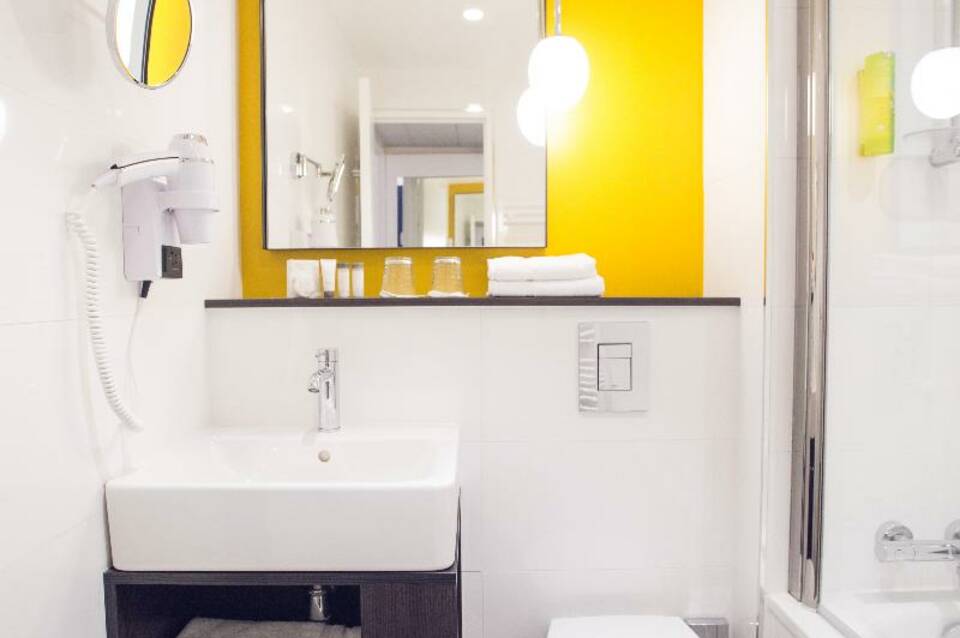 B&B HOTEL Paris 17 Batignolles 4