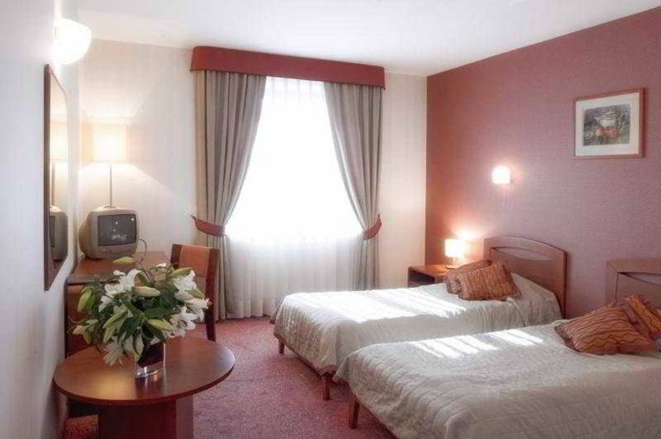 Hotel H12 2