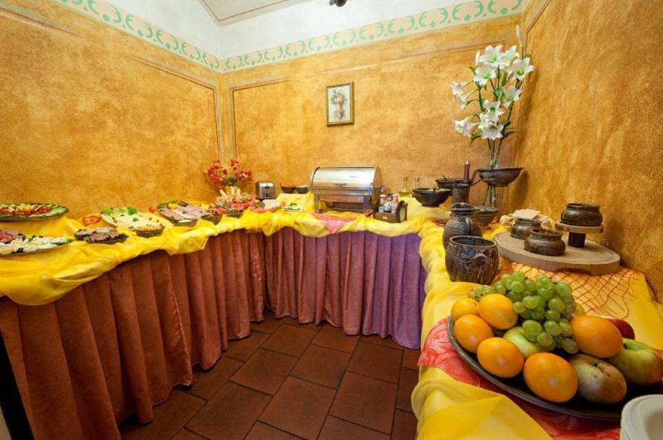 EA Hotel Jeleni dvur Prague Castle 4