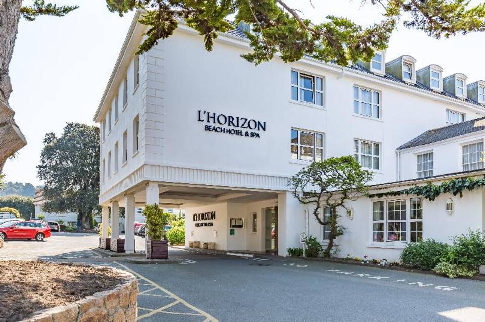 L'Horizon Beach Hotel & Spa 1