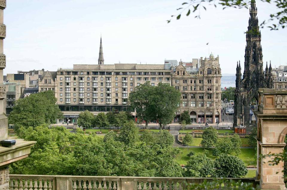 Mount Royal Edinburgh by The Unlimited Collection 3