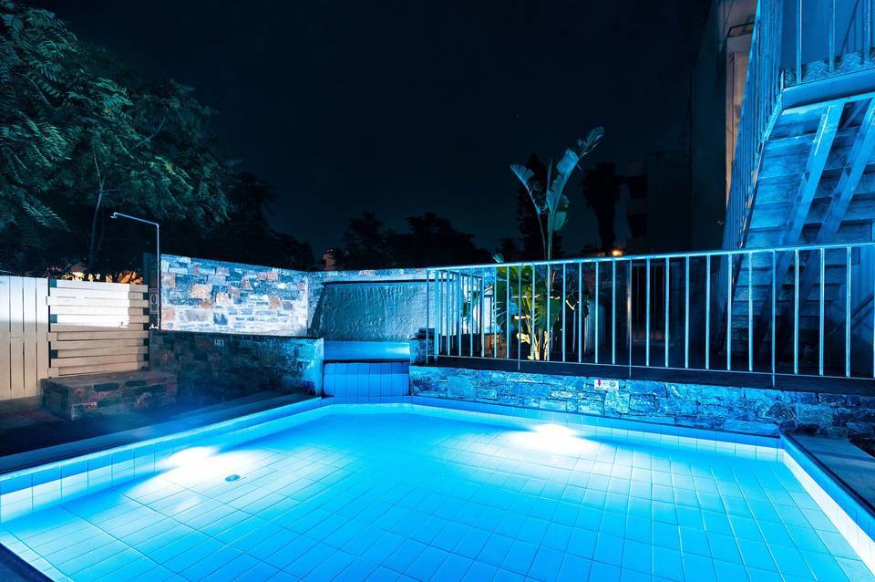 Pollis Hotel 5