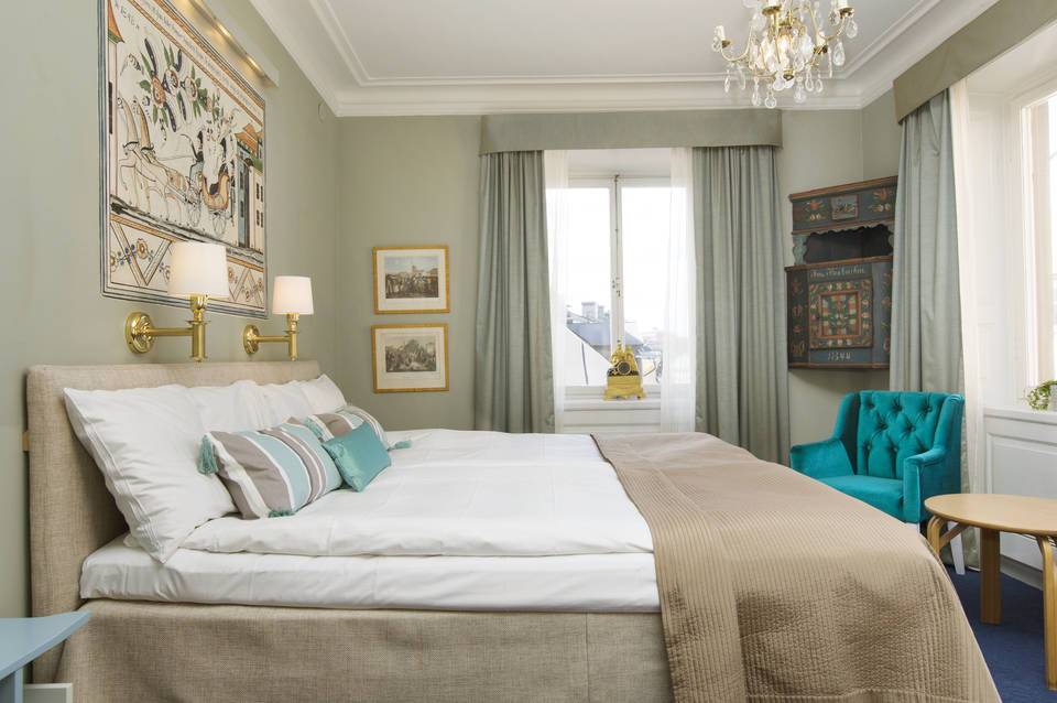 Lady Hamilton Hotel 5