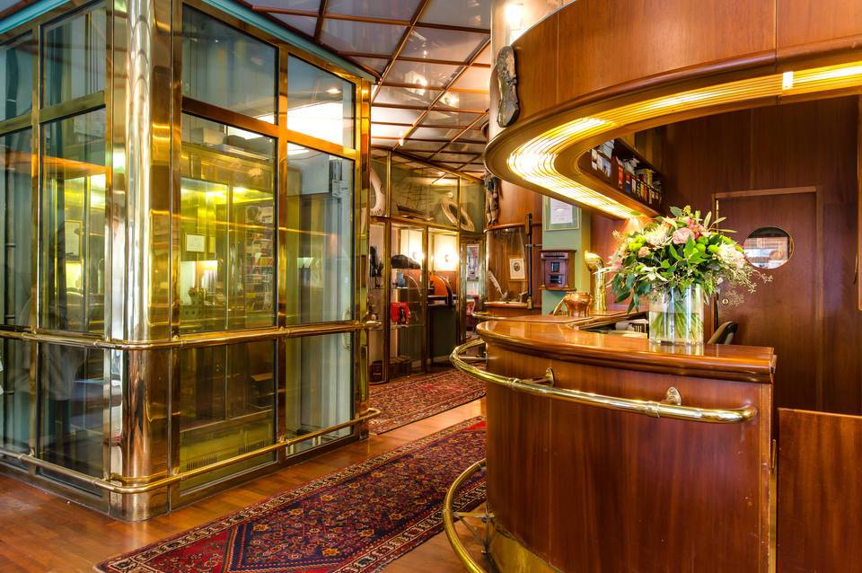 Victory Hotel 3