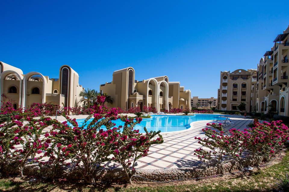 Gravity Hotel & Aqua Park Sahl Hasheesh 2