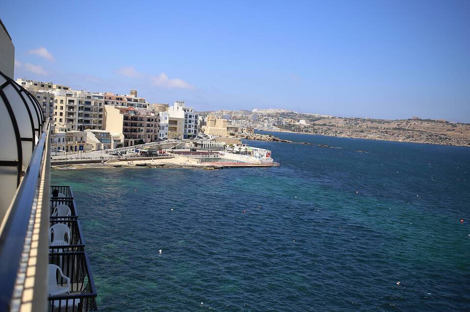 Gillieru Harbour Hotel 3