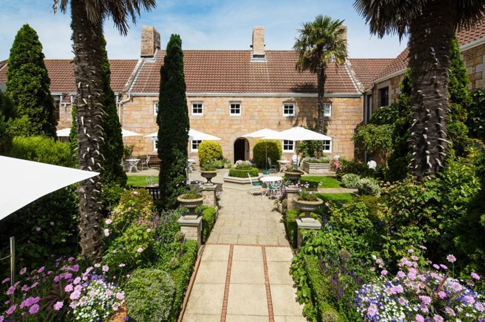 Greenhills Country House Hotel And Restaurant 3