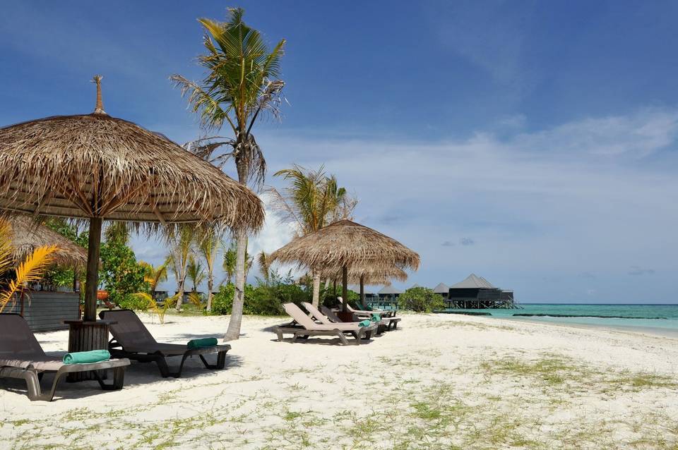 Komandoo Island Resort & Spa 5