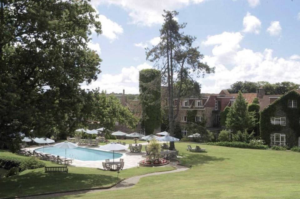 Longueville Manor 1