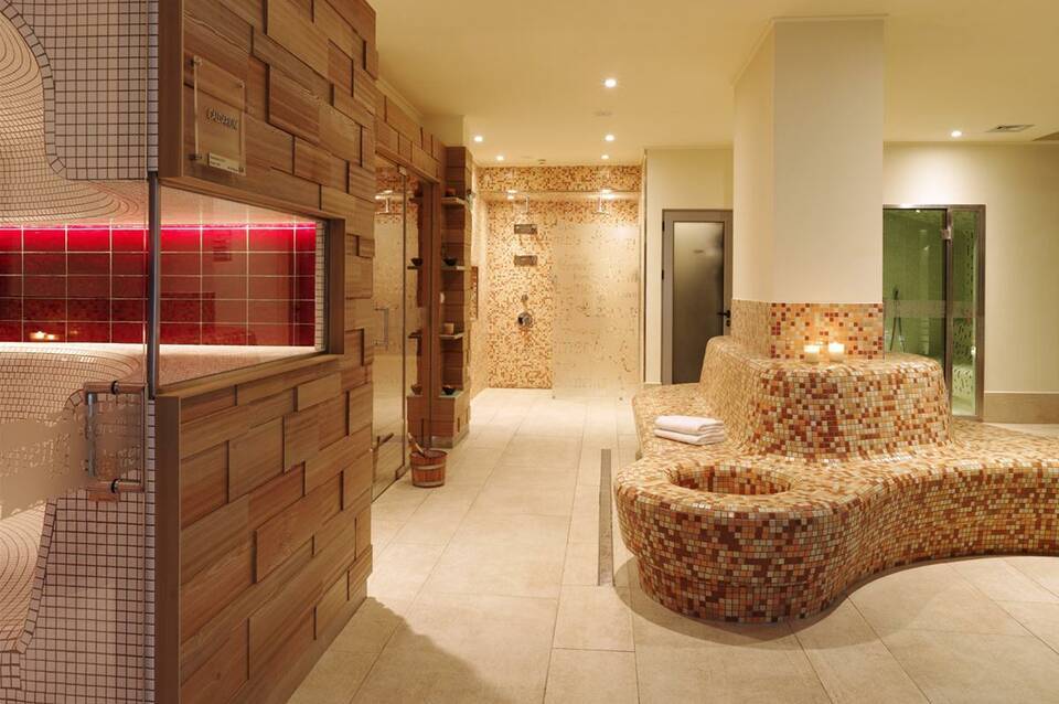 Flamingo Grand Hotel & Spa 5