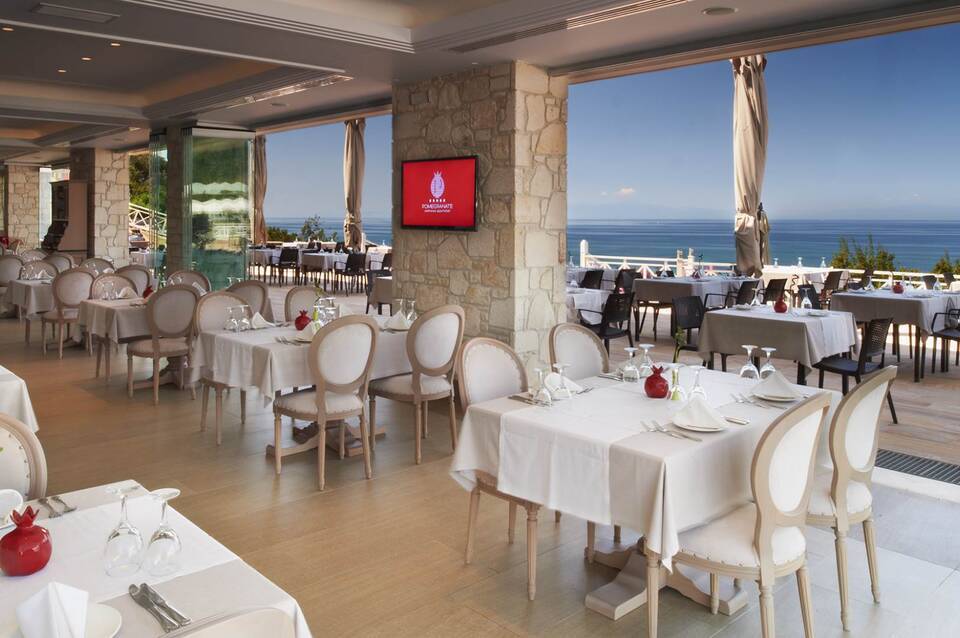 Pomegranate Wellness Spa Hotel 5