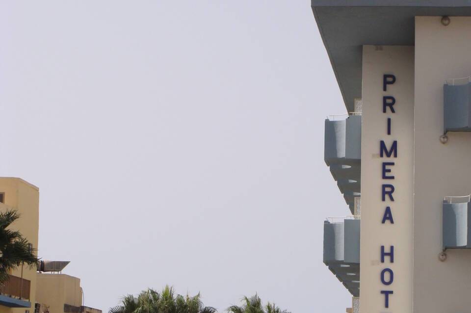 Primera Hotel 3
