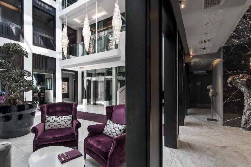 Queen Victoria Hotel 3