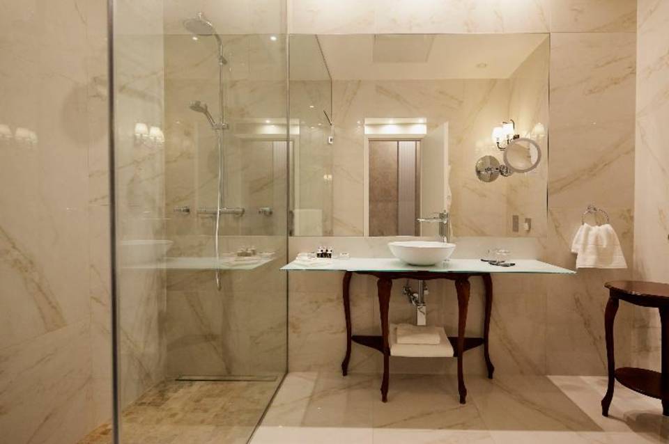 Mystery Hotel Budapest 5