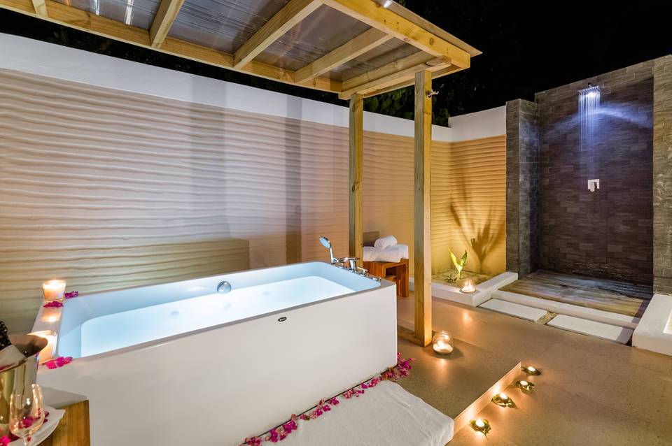Kudafushi Resort & Spa 2
