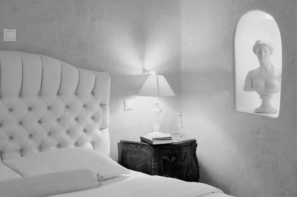 Oia Castle Luxury Suites 1
