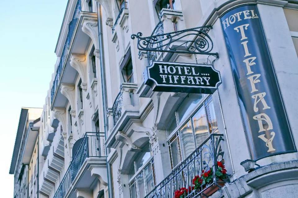 Tiffany Hotel 3