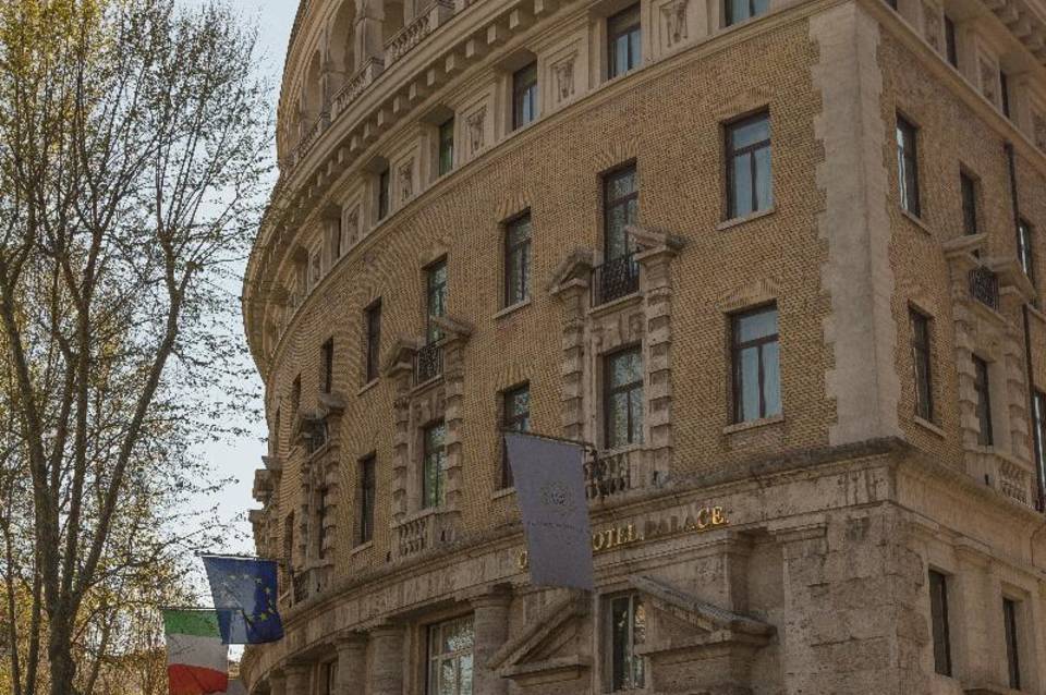 Grand Hotel Palace 5