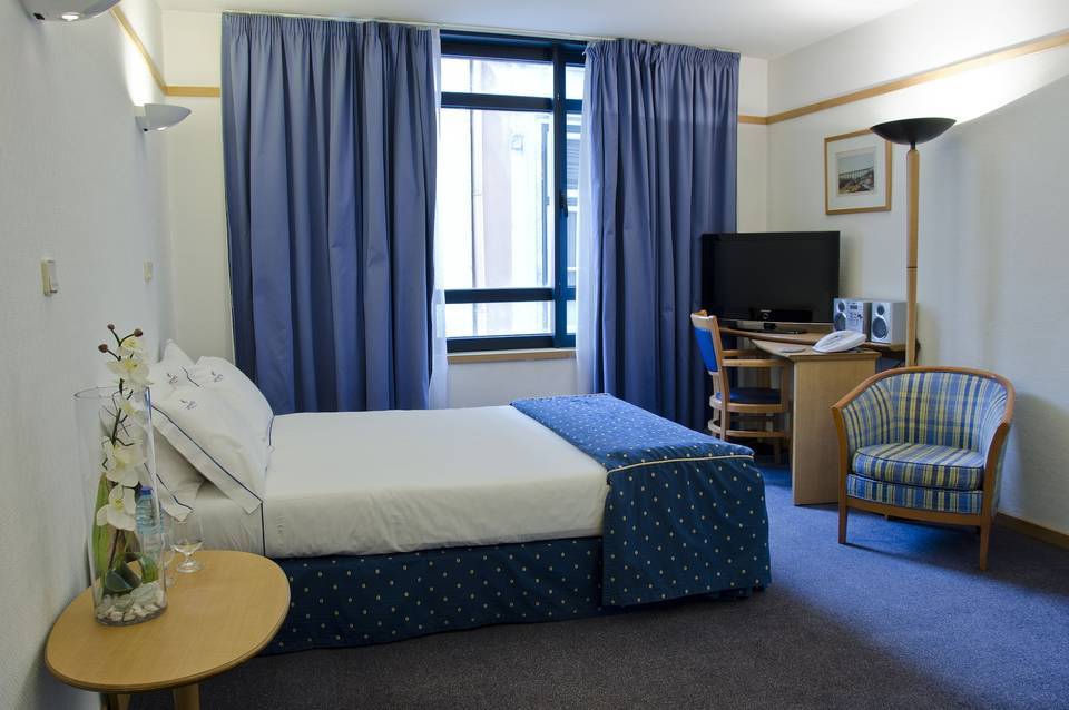 VIP Executive Éden Aparthotel 4
