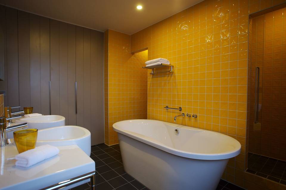 Clayton Hotel Chiswick 2
