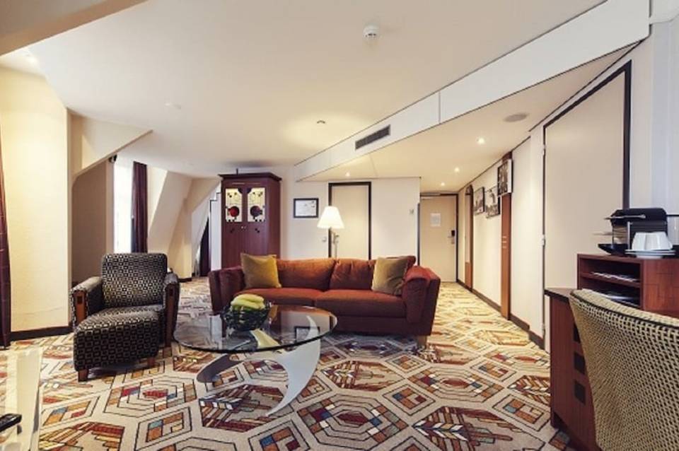 Banks Mansion 3