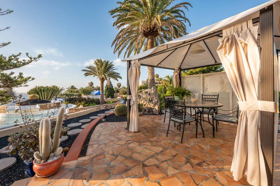 LIVVO Risco del Gato Suites 2