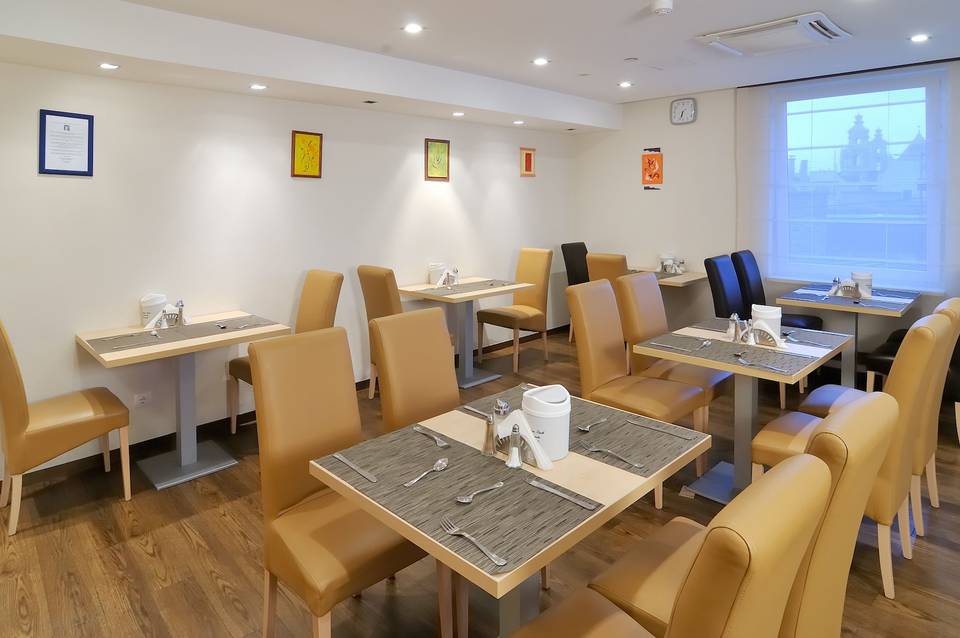 Promenade City Hotel 1