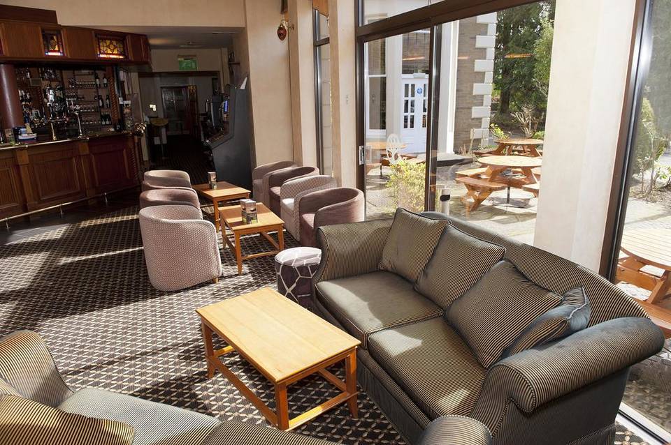 Best Western Woodlands Hotel 4
