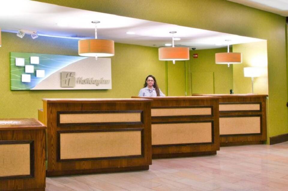 Holiday Inn Miami Beach Oceanfront 3
