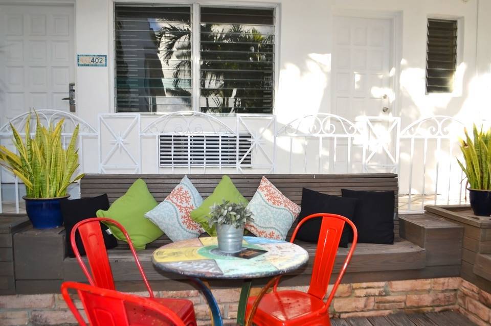 Beachside All Suites Hotel 2